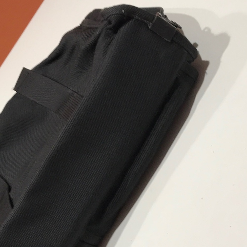 ๐๐๐ Authentic Tumi Expandable Organizer Bag - Picture 5 of 12
